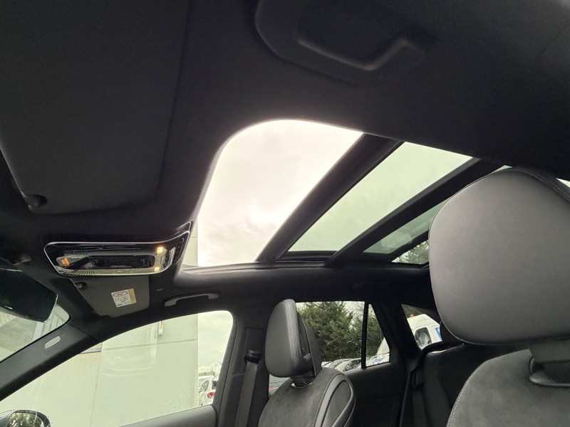 Image Mercedes-Benz GLC SUV GLC 220 d 4MATIC AMG Line  GLC 220 d 4MATIC AMG Line GLC 220 d 4MATIC AMG Line