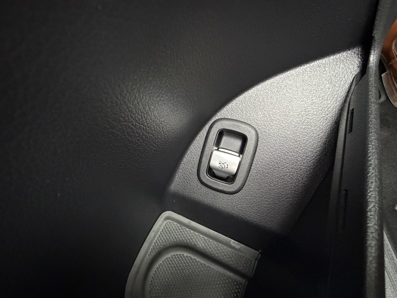 Image Mercedes-Benz GLC SUV GLC 220 d 4MATIC AMG Line  GLC 220 d 4MATIC AMG Line GLC 220 d 4MATIC AMG Line