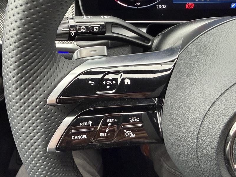 Image Mercedes-Benz GLC SUV GLC 220 d 4MATIC AMG Line  GLC 220 d 4MATIC AMG Line GLC 220 d 4MATIC AMG Line