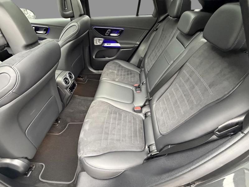 Image Mercedes-Benz GLC SUV GLC 220 d 4MATIC AMG Line  GLC 220 d 4MATIC AMG Line GLC 220 d 4MATIC AMG Line