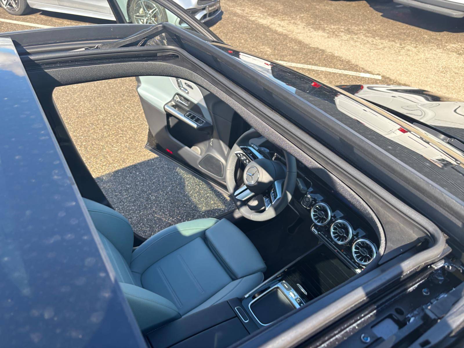 Image Mercedes-Benz GLA 200 d AMG Line  GLA 200 d AMG Line 200 d AMG Line