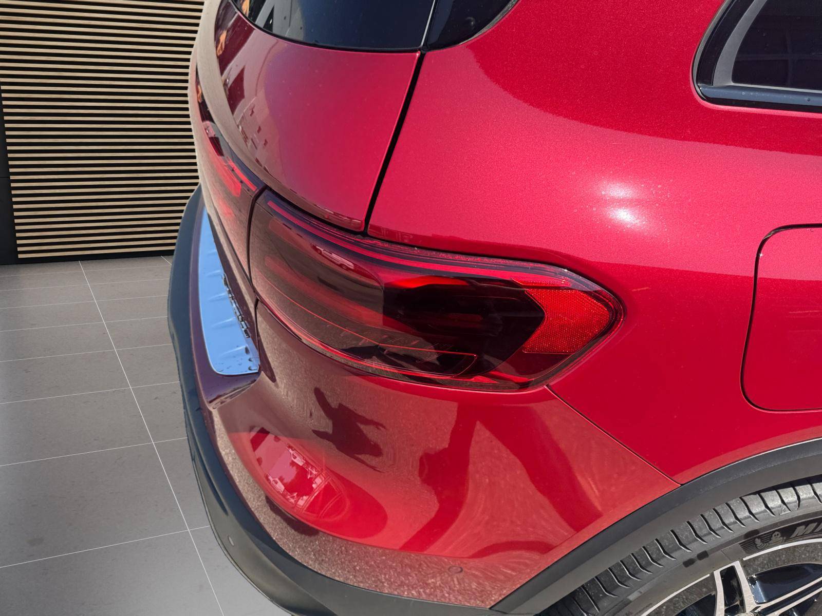 Image Mercedes-Benz EQB 350 4MATIC AMG Line  EQB 350 4MATIC AMG Line 350 4MATIC AMG Line