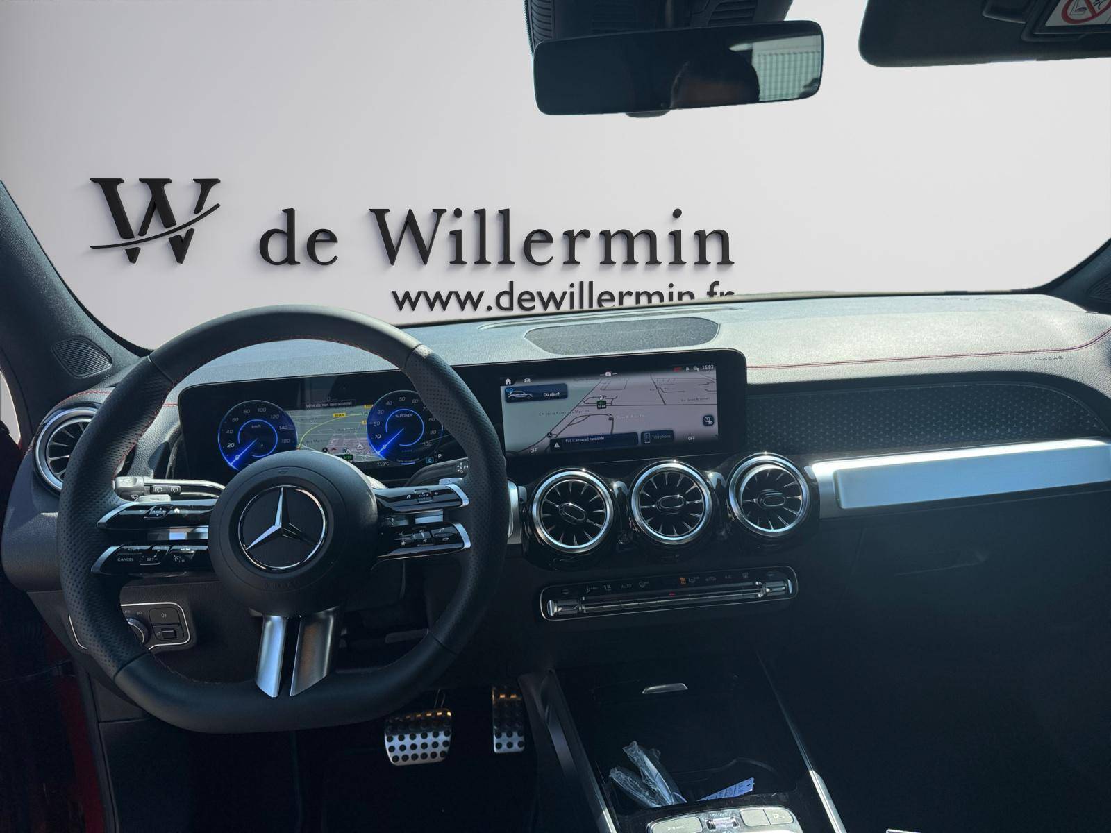 Image Mercedes-Benz EQB 350 4MATIC AMG Line  EQB 350 4MATIC AMG Line 350 4MATIC AMG Line