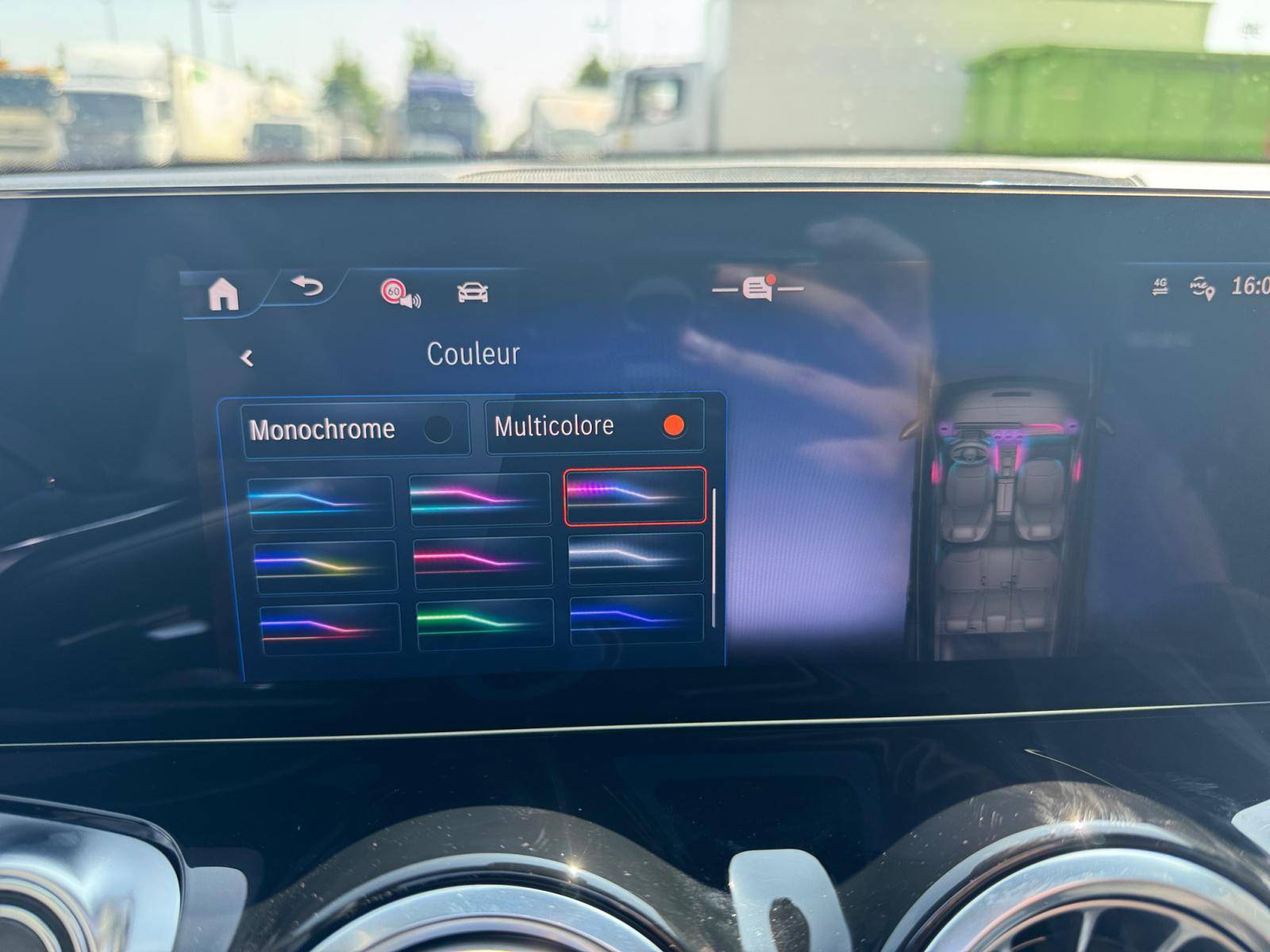 Image Mercedes-Benz EQB 350 4MATIC AMG Line  EQB 350 4MATIC AMG Line 350 4MATIC AMG Line