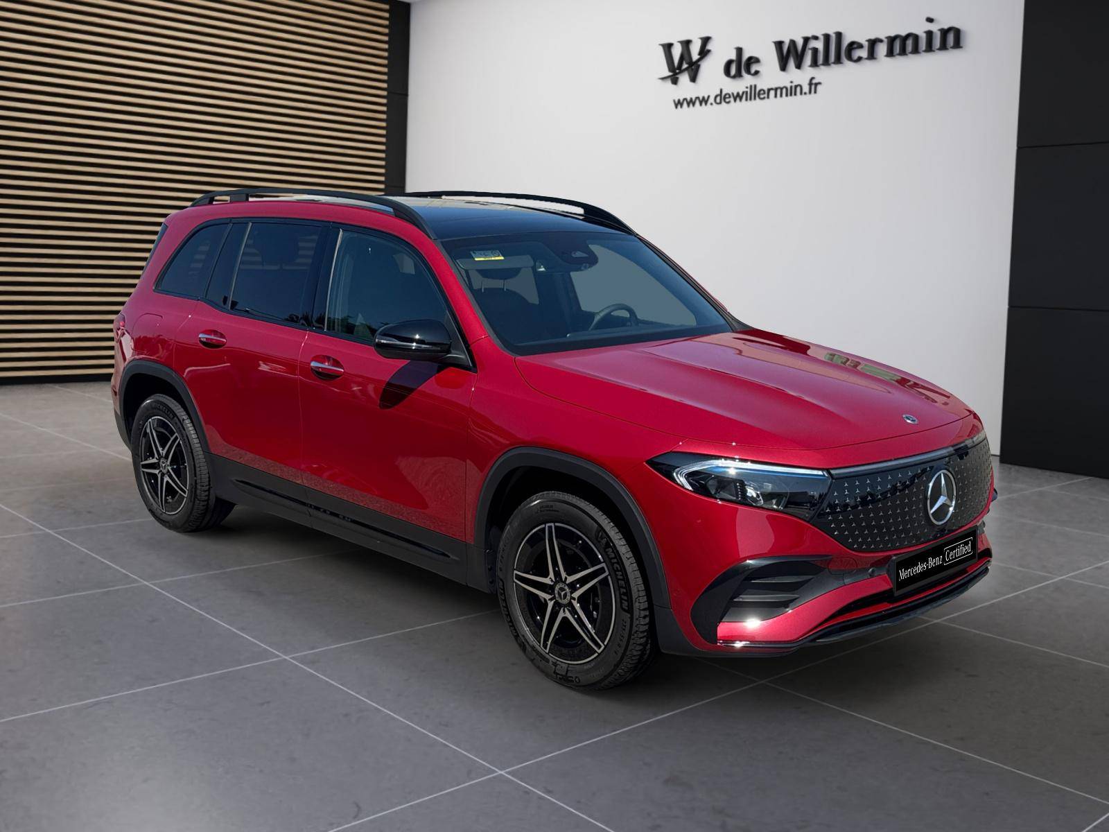 Image Mercedes-Benz EQB 350 4MATIC AMG Line  EQB 350 4MATIC AMG Line 350 4MATIC AMG Line