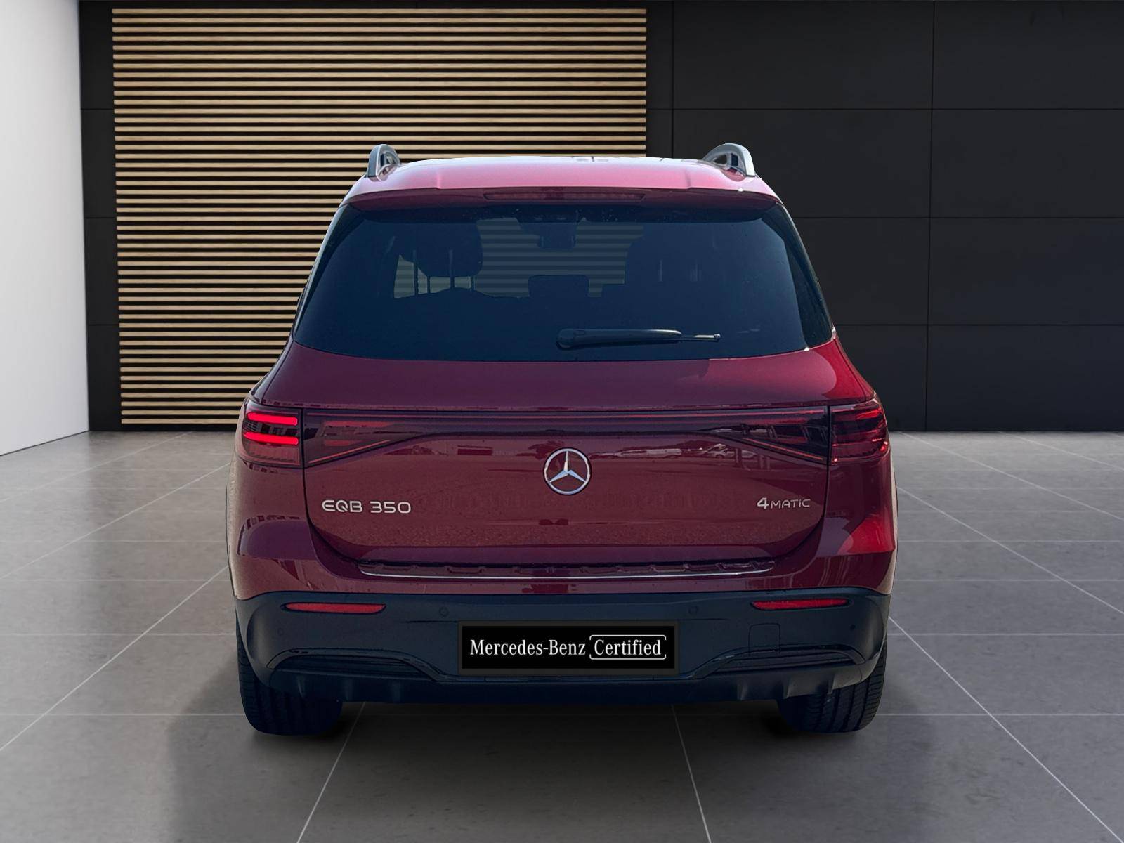 Image Mercedes-Benz EQB 350 4MATIC AMG Line  EQB 350 4MATIC AMG Line 350 4MATIC AMG Line