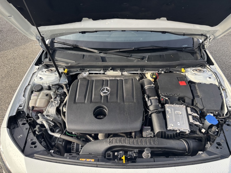 Image Mercedes-Benz CLASSE A 180 d Berline AMG Line   180 d Berline AMG Line