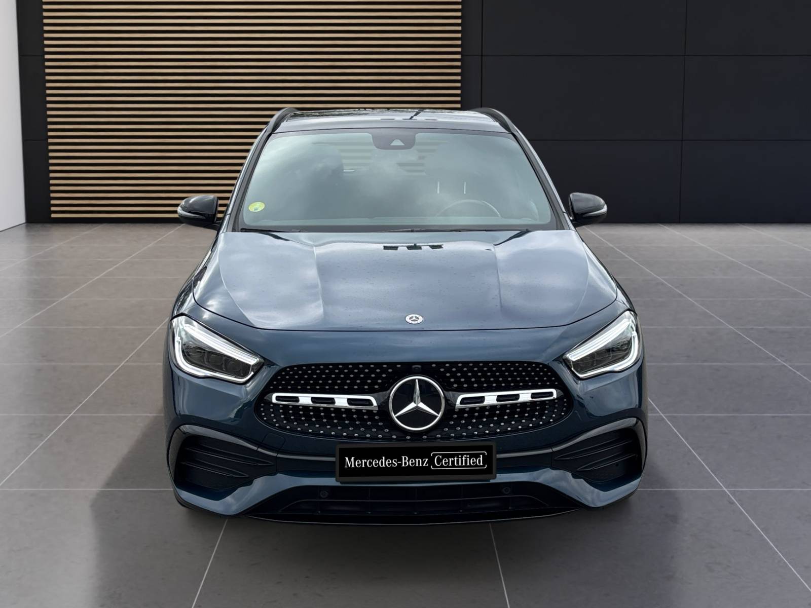 Image Mercedes-Benz GLA 220 d 4MATIC AMG Line  GLA 220 d 4MATIC AMG Line 220 d 4MATIC AMG Line