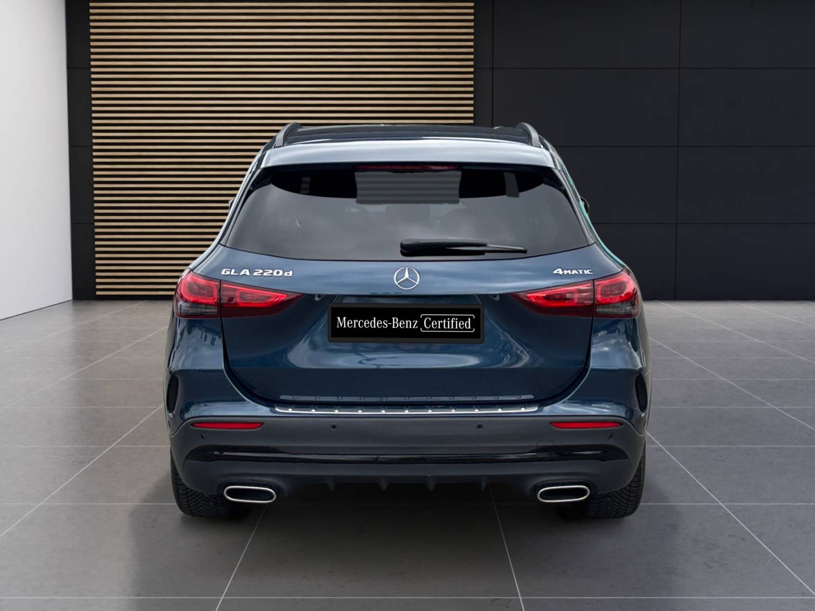 Image Mercedes-Benz GLA 220 d 4MATIC AMG Line  GLA 220 d 4MATIC AMG Line 220 d 4MATIC AMG Line
