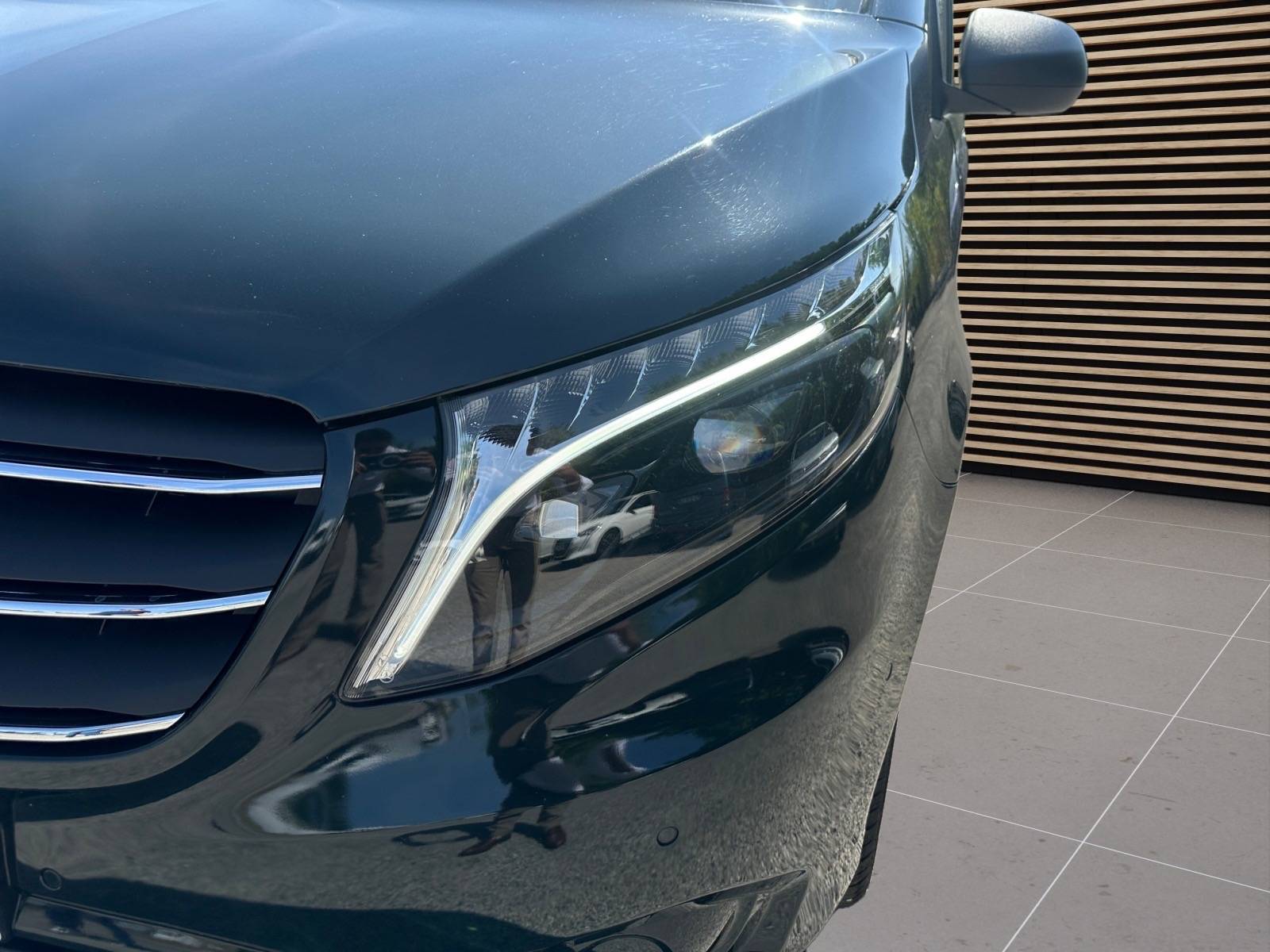 Image Mercedes-Benz VITO 119 CDI 4x4 Fourgon Long  VITO FGN 119 CDI LONG SELECT 119 CDI 4x4 Fourgon Long