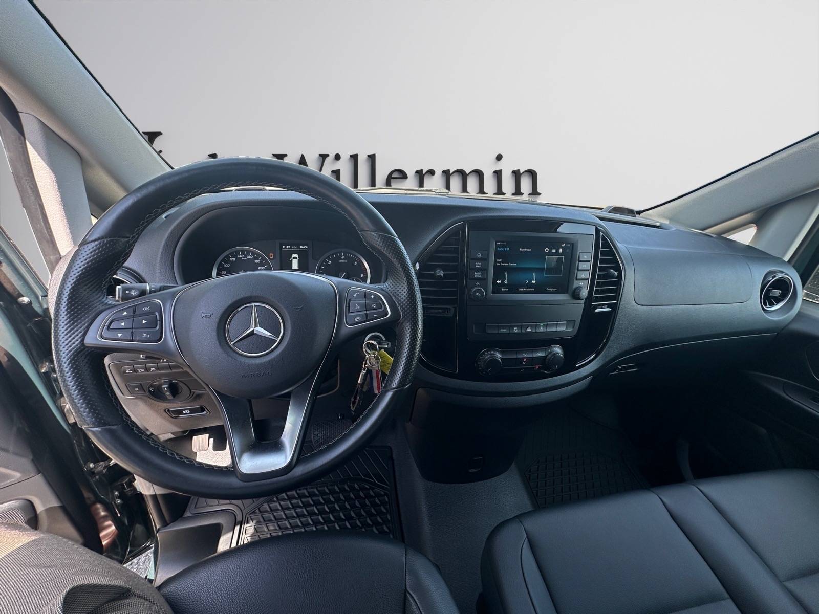 Image Mercedes-Benz VITO 119 CDI 4x4 Fourgon Long  VITO FGN 119 CDI LONG SELECT 119 CDI 4x4 Fourgon Long