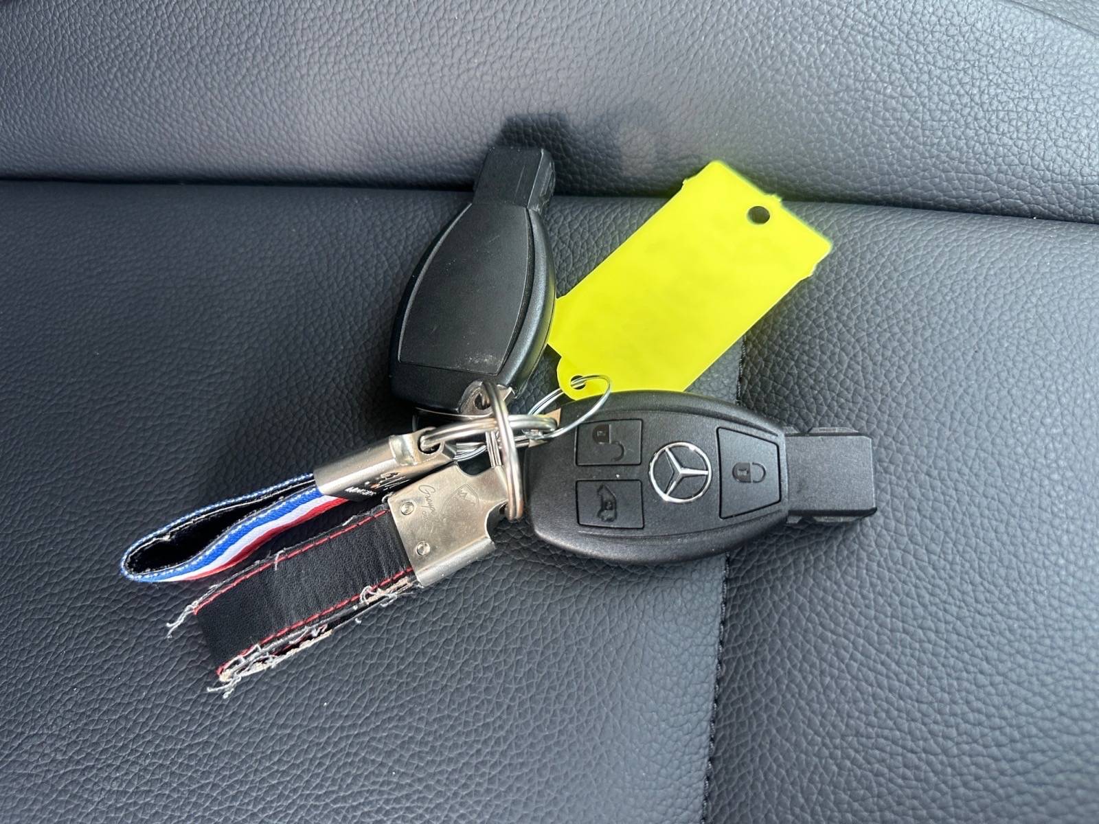 Image Mercedes-Benz VITO 119 CDI 4x4 Fourgon Long  VITO FGN 119 CDI LONG SELECT 119 CDI 4x4 Fourgon Long