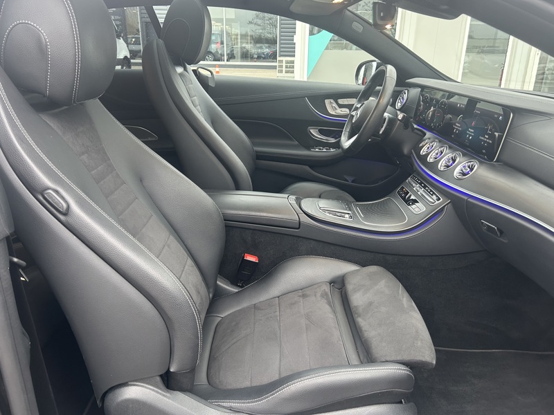 Image Mercedes-Benz CLASSE E COUPÉ Classe E 220 d AMG Line Coupé   Classe E 220 d AMG Line Coupé