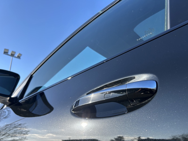 Image Mercedes-Benz EQA 350 4MATIC AMG Line   350 4MATIC AMG Line