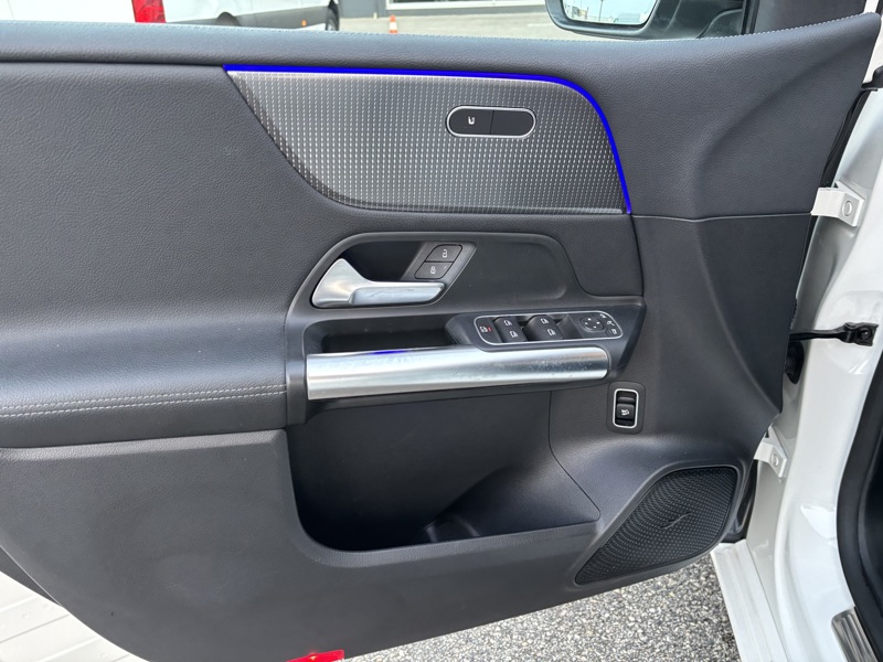 Image Mercedes-Benz CLASSE B 180 d Progressive Line Edition   180 d Progressive Line Edition