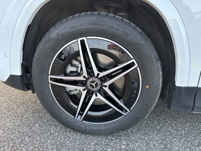 Photo Mercedes-Benz EQA 250+ Edition  