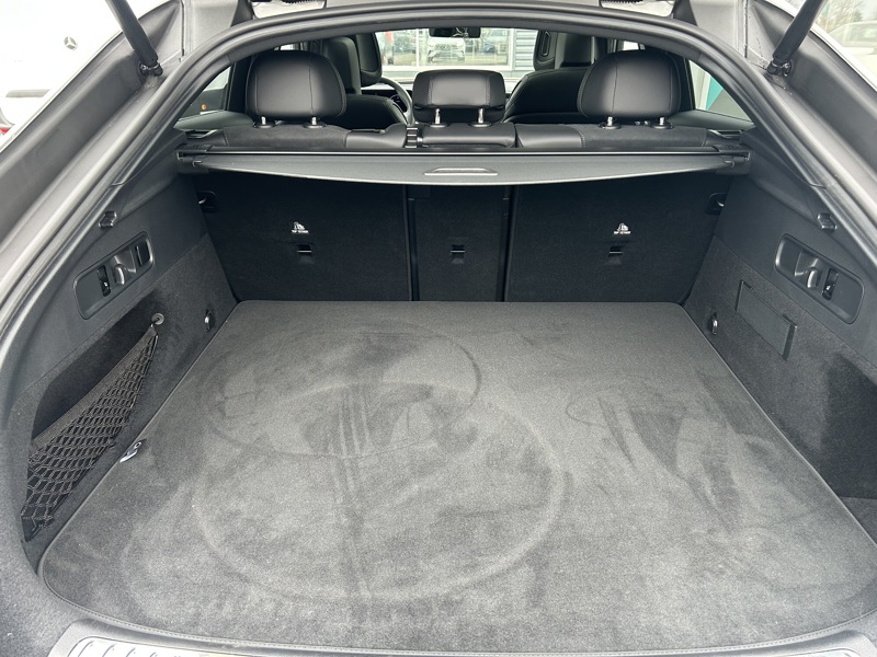 Image Mercedes-Benz GLC COUPÉ GLC 220 d 4MATIC Coupé AMG Line  GLC 220 d 4MATIC Coupé AMG Line GLC 220 d 4MATIC Coupé AMG Line