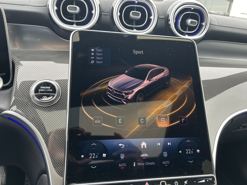 Image Mercedes-Benz GLC COUPÉ GLC 220 d 4MATIC Coupé AMG Line  GLC 220 d 4MATIC Coupé AMG Line GLC 220 d 4MATIC Coupé AMG Line