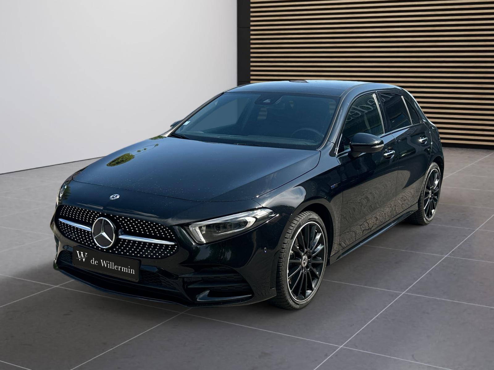 Photo MERCEDES CLASSE A Classe A 250 e EQ POWER 8G-DCT
