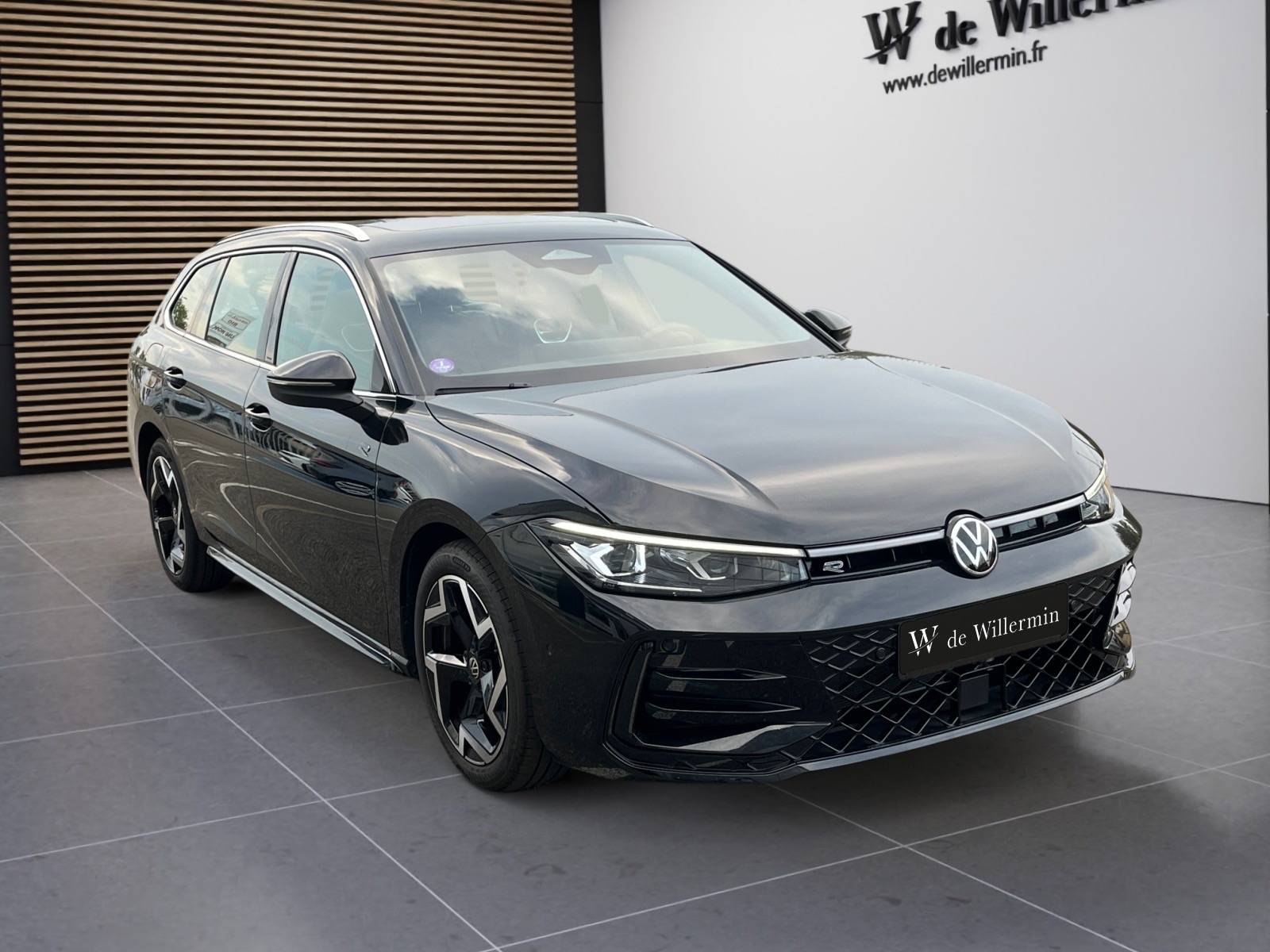 Photo VOLKSWAGEN PASSAT Passat 1.5 eTSI OPF 150 DSG7