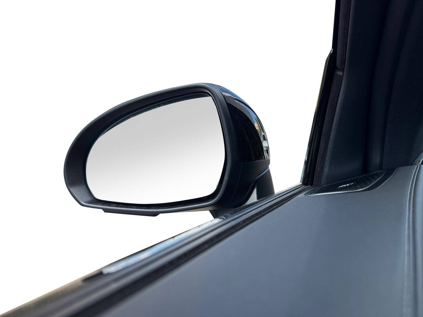 Image Mercedes-Benz GLC SUV GLC 300 e  Hybrid EQ 4MATIC AMG Line +  GLC 300 e  Hybrid EQ 4MATIC AMG Line + GLC 300 e  Hybrid EQ 4MATIC AMG Line +