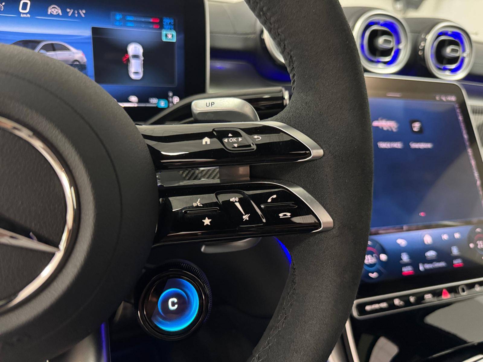 Image Mercedes-Benz CLASSE C BERLINE Mercedes-AMG C 63 S E PERFORMANCE Berline  Classe C AMG 63 S E Performance 9G-Tronic 4Matic+ Mercedes-AMG C 63 S E PERFORMANCE Berline