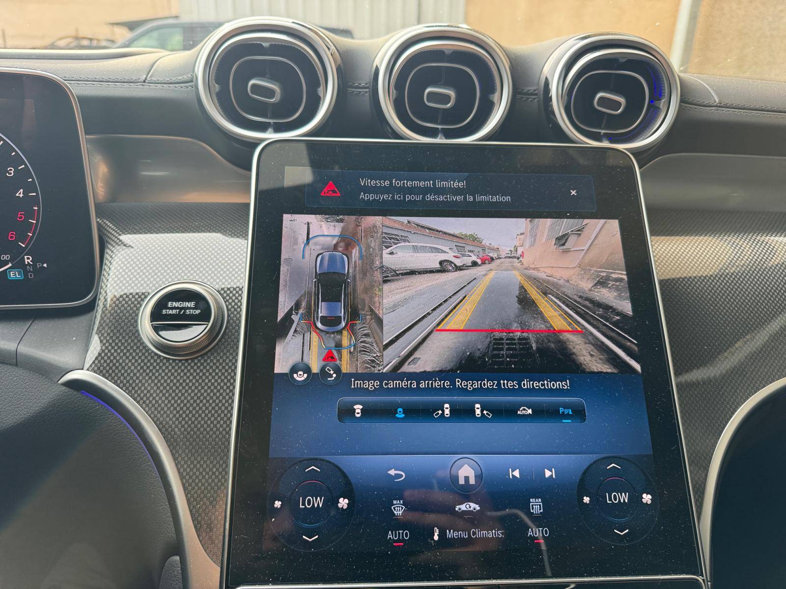 Image Mercedes-Benz GLC COUPÉ GLC 300 de Hybrid EQ 4MATIC Coupé AMG Line  GLC 300 d e Hybrid EQ 4MATIC Coupé AMG Line GLC 300 de Hybrid EQ 4MATIC Coupé AMG Line