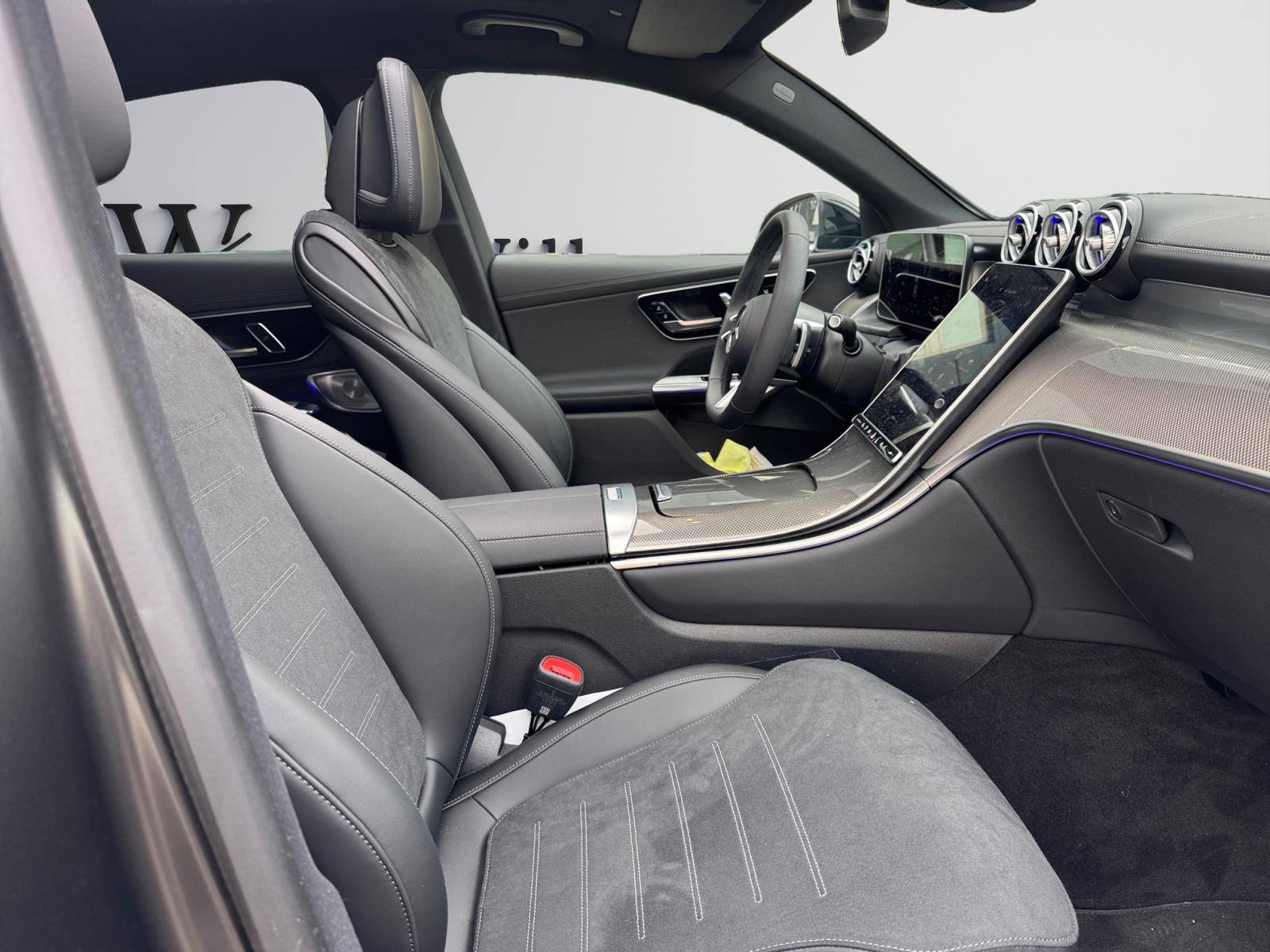 Image Mercedes-Benz GLC COUPÉ GLC 300 de Hybrid EQ 4MATIC Coupé AMG Line  GLC 300 d e Hybrid EQ 4MATIC Coupé AMG Line GLC 300 de Hybrid EQ 4MATIC Coupé AMG Line