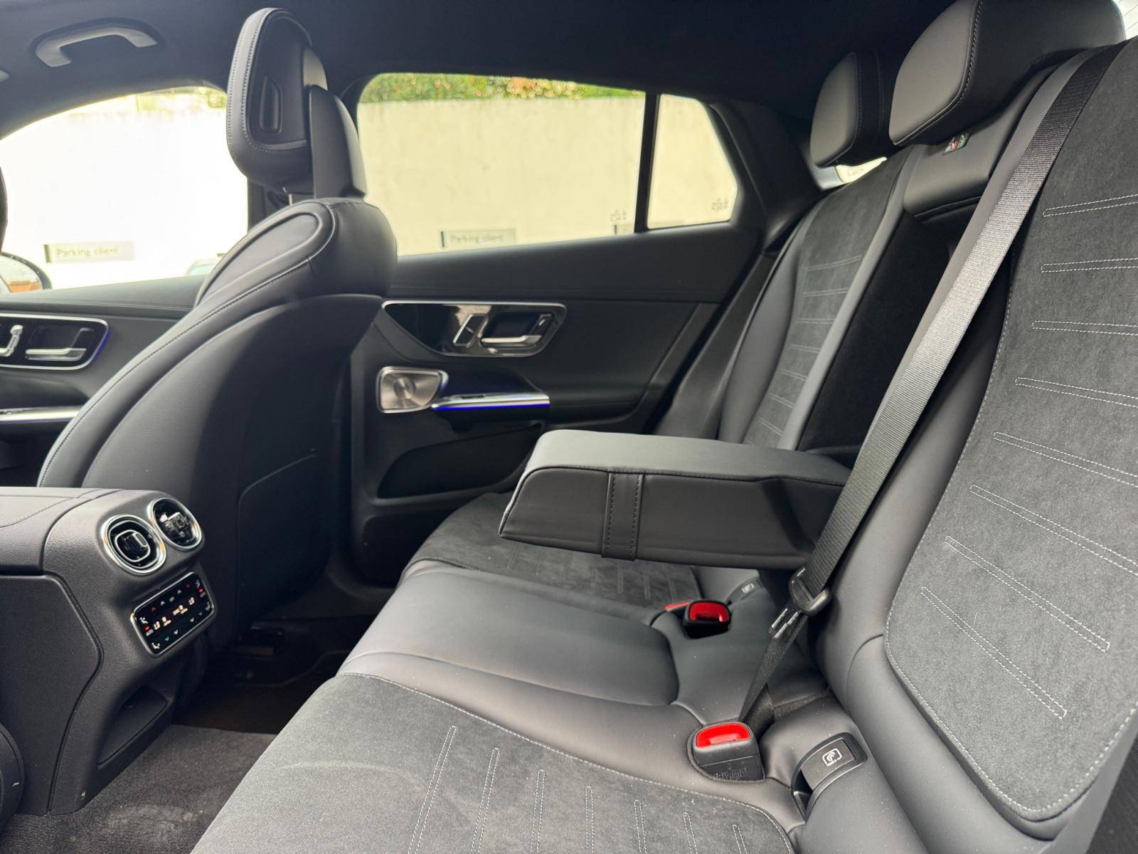 Image Mercedes-Benz GLC COUPÉ GLC 300 de Hybrid EQ 4MATIC Coupé AMG Line  GLC 300 d e Hybrid EQ 4MATIC Coupé AMG Line GLC 300 de Hybrid EQ 4MATIC Coupé AMG Line