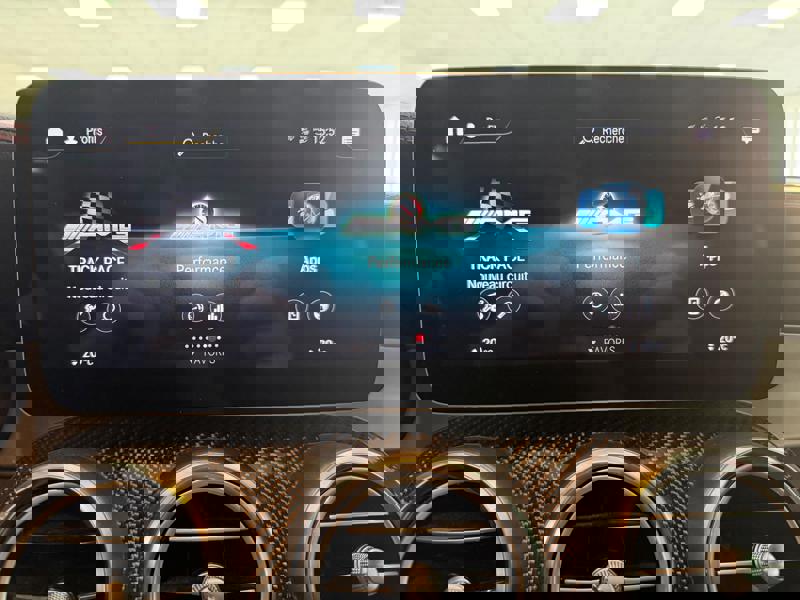 Image Mercedes-Benz GLC COUPÉ Mercedes-AMG GLC 63 S 4MATIC+ Coupé   Mercedes-AMG GLC 63 S 4MATIC+ Coupé