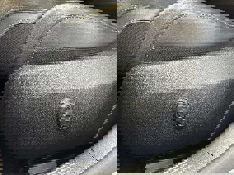 Image Mercedes-Benz CLASSE C BERLINE Classe C 300 e Hybrid EQ Berline AMG Line   Classe C 300 e Hybrid EQ Berline AMG Line