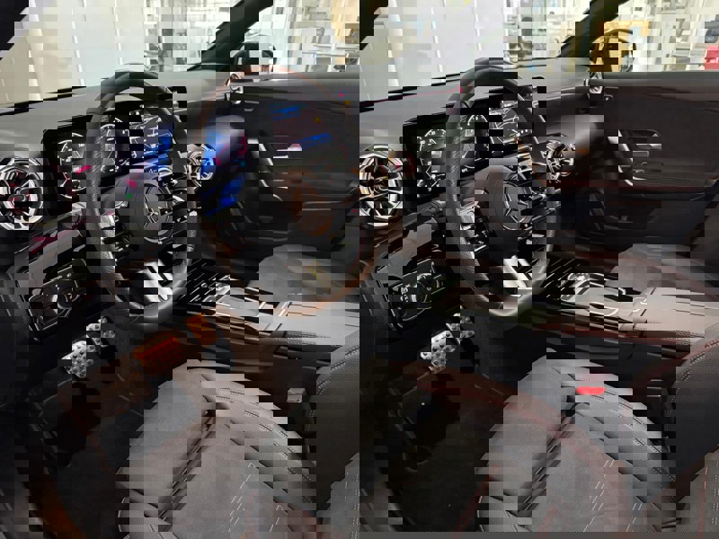 Image Mercedes-Benz CLASSE A 250 e Hybrid EQ AMG Line  Classe A 250 e Hybrid EQ AMG Line 250 e Hybrid EQ AMG Line