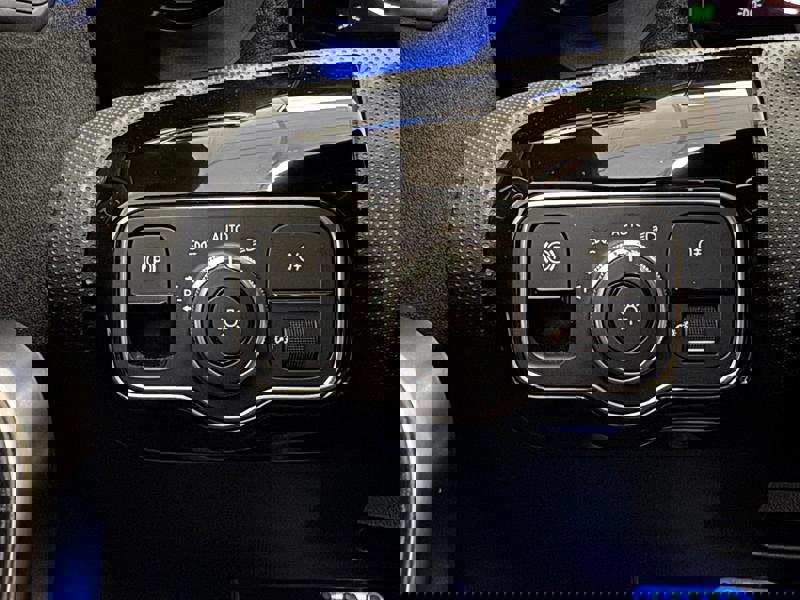 Image Mercedes-Benz CLA COUPÉ CLA 250 e Hybrid EQ Coupé AMG Line  CLA 250 e Hybrid EQ Coupé AMG Line CLA 250 e Hybrid EQ Coupé AMG Line