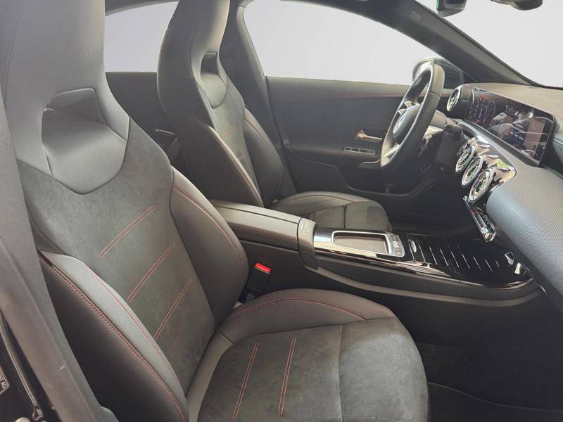 Image Mercedes-Benz CLA COUPÉ CLA 250 e Hybrid EQ Coupé AMG Line  CLA 250 e Hybrid EQ Coupé AMG Line CLA 250 e Hybrid EQ Coupé AMG Line