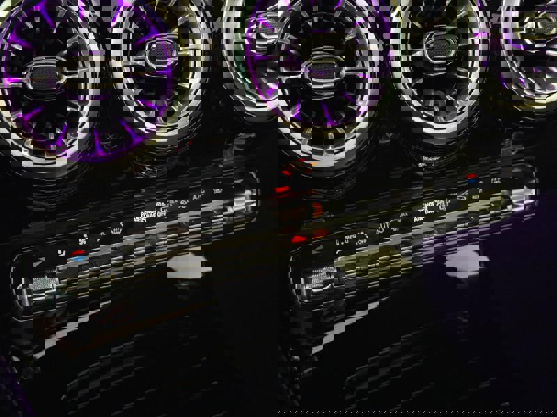 Image Mercedes-Benz CLA COUPÉ CLA 250 e Hybrid EQ Coupé AMG Line  CLA 250 e Hybrid EQ Coupé AMG Line CLA 250 e Hybrid EQ Coupé AMG Line