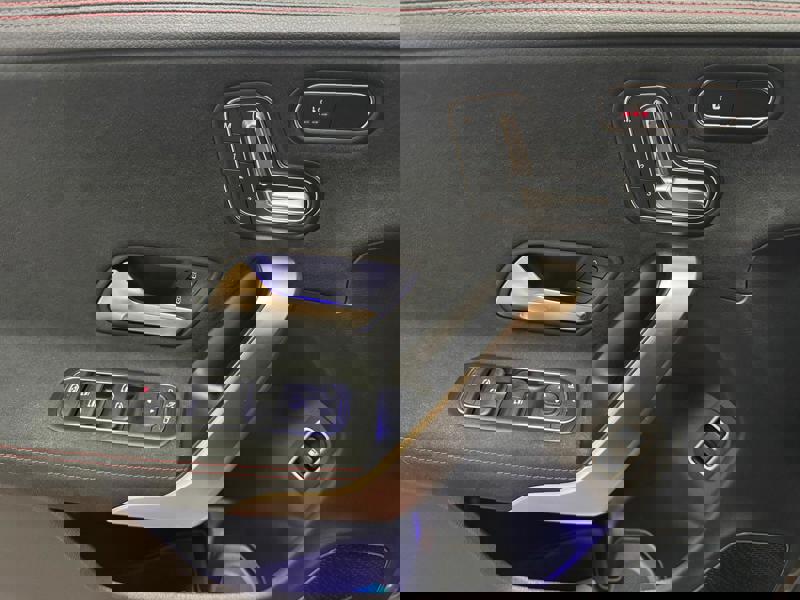 Image Mercedes-Benz CLA COUPÉ CLA 250 e Hybrid EQ Coupé AMG Line  CLA 250 e Hybrid EQ Coupé AMG Line CLA 250 e Hybrid EQ Coupé AMG Line