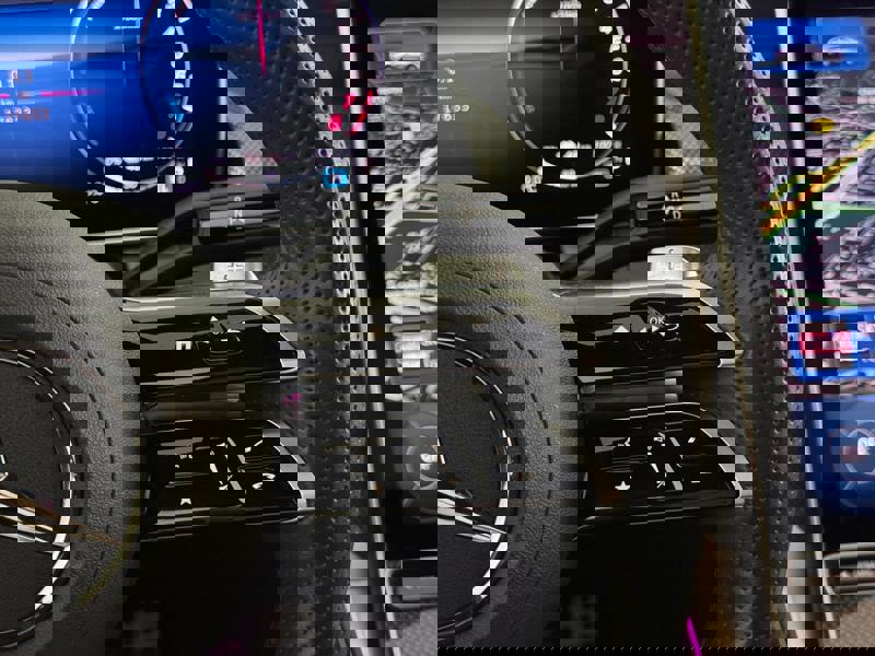 Image Mercedes-Benz GLC COUPÉ GLC 300 e Hybrid EQ 4MATIC Coupé AMG Line  GLC 300 e Hybrid EQ 4MATIC Coupé AMG Line GLC 300 e Hybrid EQ 4MATIC Coupé AMG Line