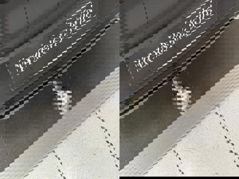 Image Mercedes-Benz GLC COUPÉ GLC 300 e Hybrid EQ 4MATIC Coupé AMG Line  GLC 300 e Hybrid EQ 4MATIC Coupé AMG Line GLC 300 e Hybrid EQ 4MATIC Coupé AMG Line