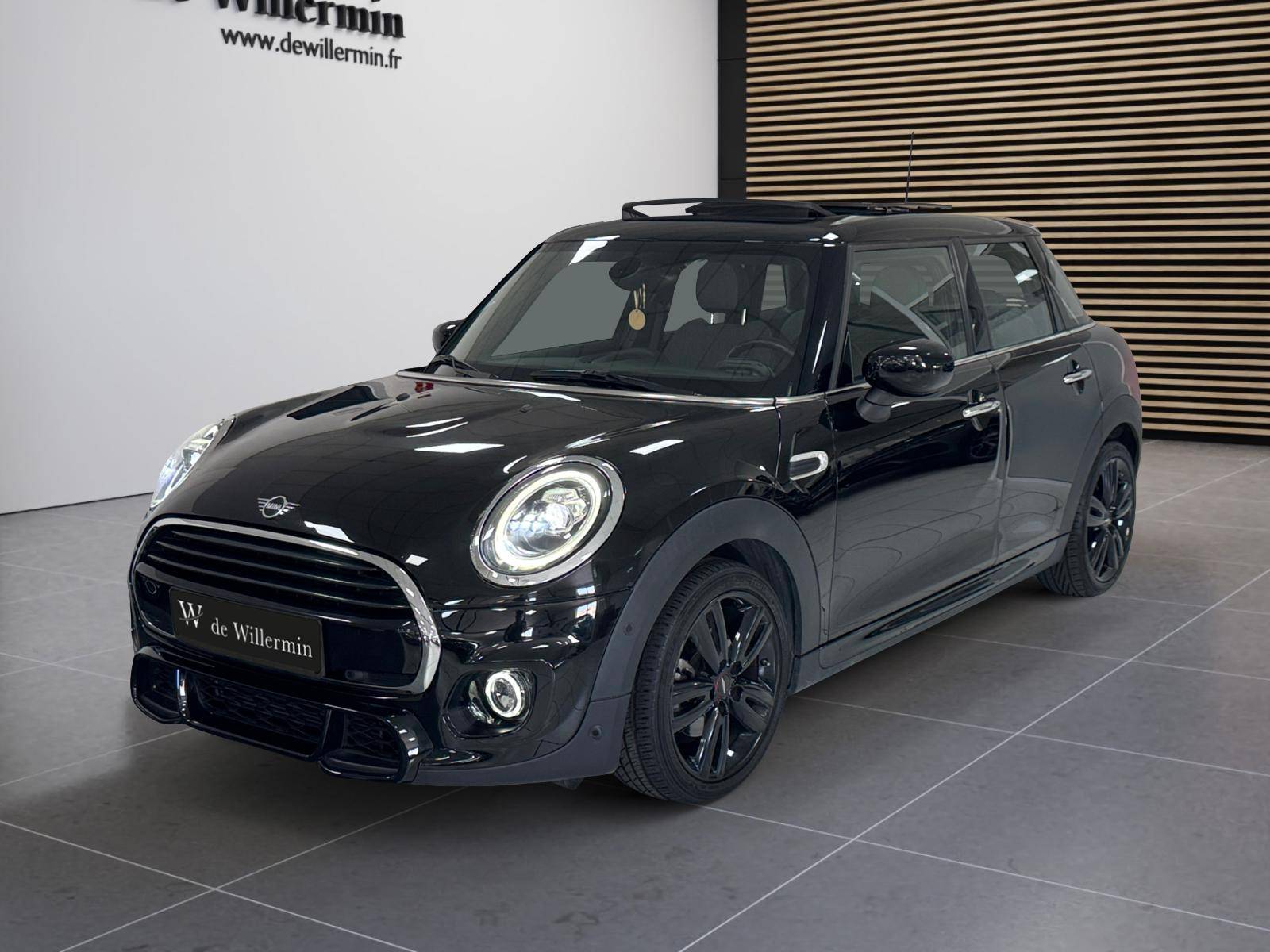 Photo MINI HATCH 5 PORTES F55 LCI Hatch 5 Portes Cooper 136 ch BVA7