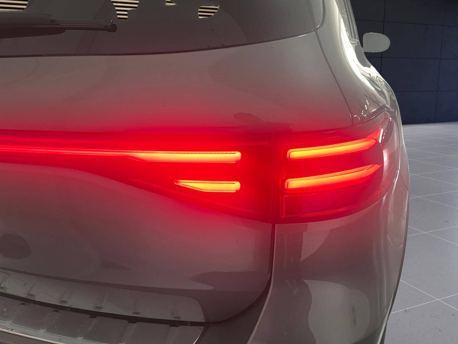 Image Mercedes-Benz EQB 250+ AMG Line  EQB 250+ AMG Line 250+ AMG Line