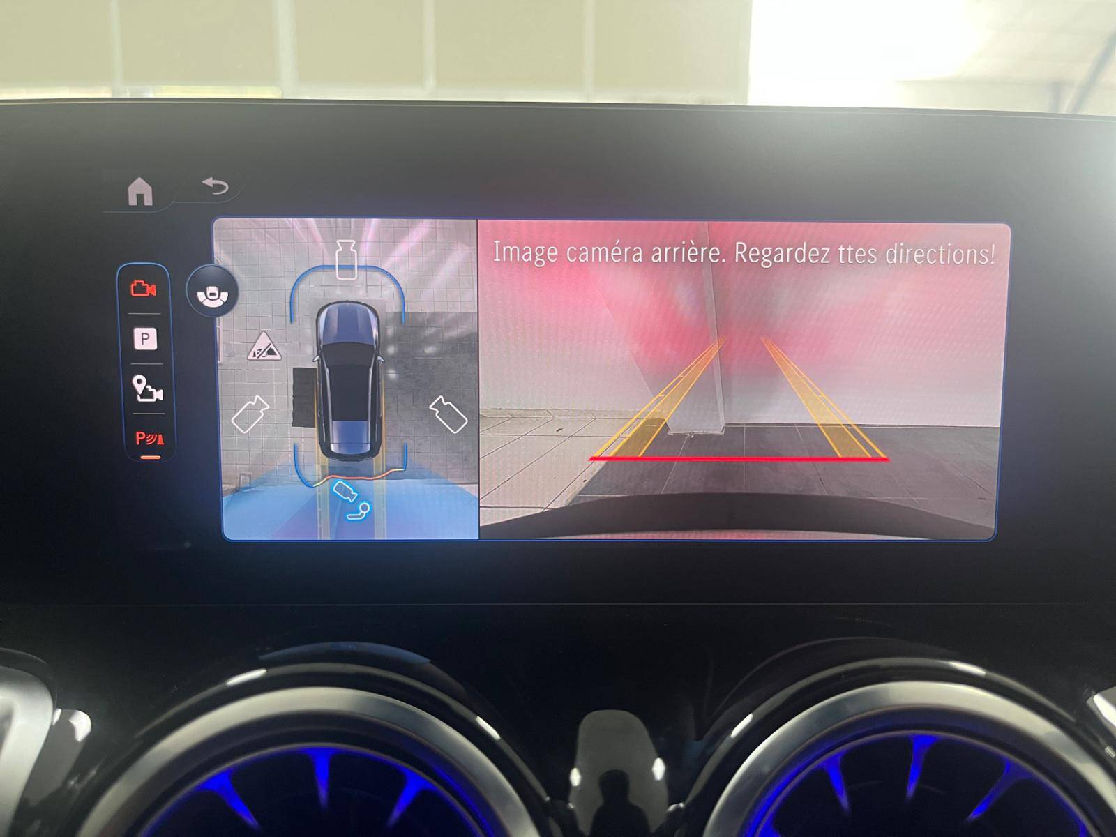 Image Mercedes-Benz EQB 250+ AMG Line  EQB 250+ AMG Line 250+ AMG Line