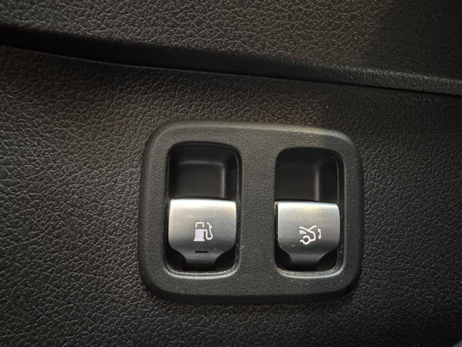 Image Mercedes-Benz CLASSE C BREAK Classe C 300 e Hybrid EQ Break Avantgarde Line  Classe C Break 300 e 9G-Tronic Avantgarde Line Classe C 300 e Hybrid EQ Break Avantgarde Line