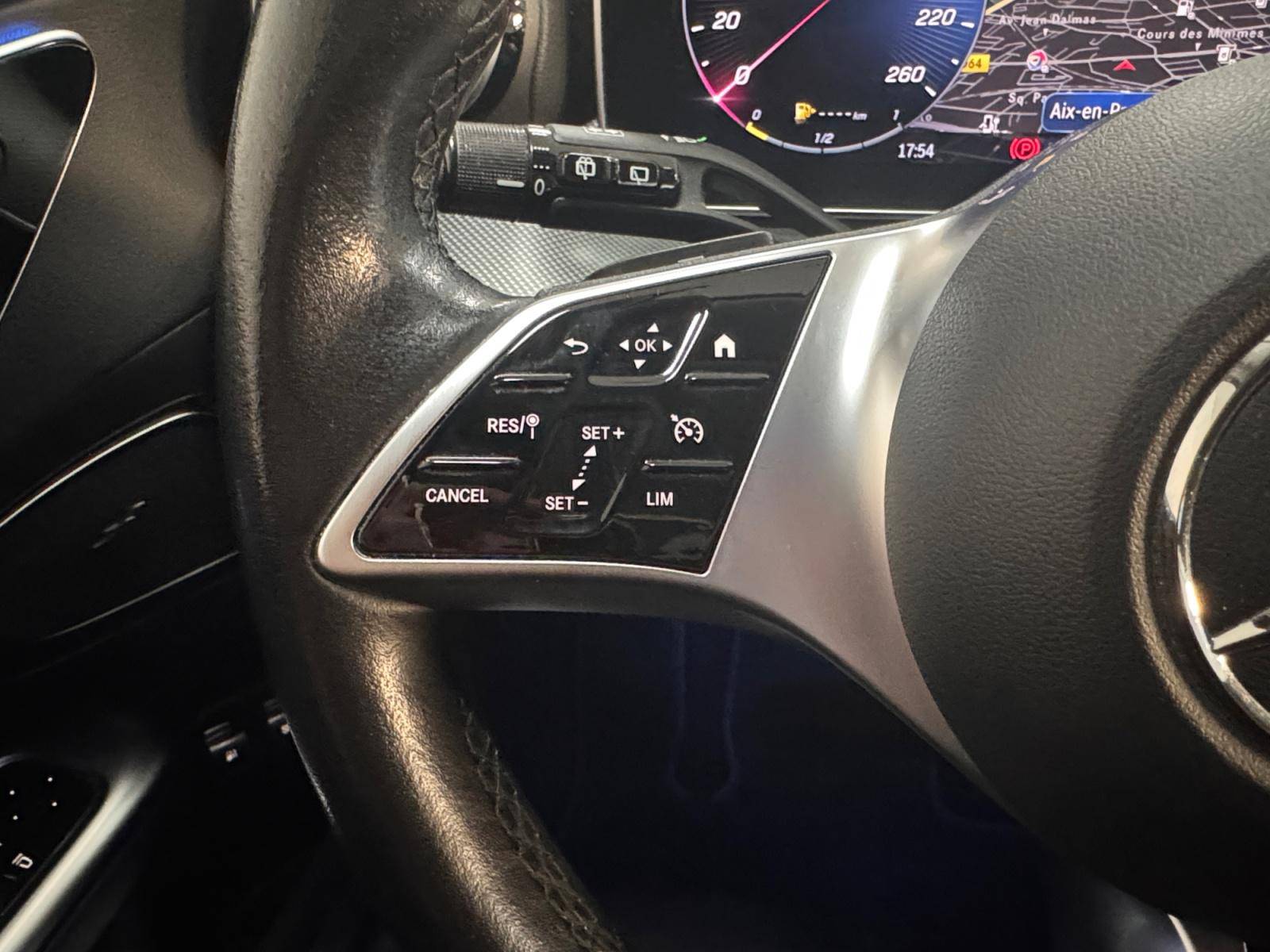 Image Mercedes-Benz CLASSE C BREAK Classe C 300 e Hybrid EQ Break Avantgarde Line  Classe C Break 300 e 9G-Tronic Avantgarde Line Classe C 300 e Hybrid EQ Break Avantgarde Line