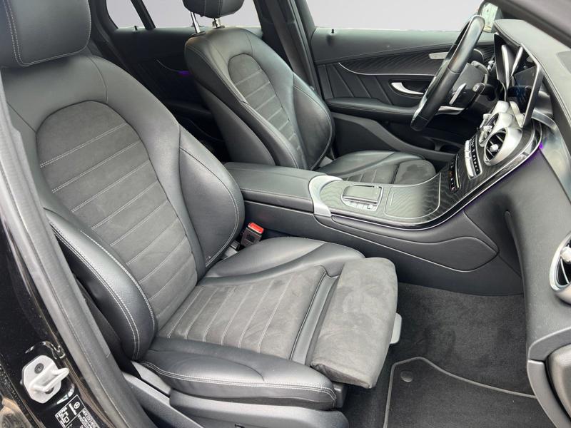 Image Mercedes-Benz GLC COUPÉ GLC 300e 4MATIC Coupé AMG Line  GLC Coupé 300 e 9G-Tronic 4Matic AMG Line GLC 300e 4MATIC Coupé AMG Line