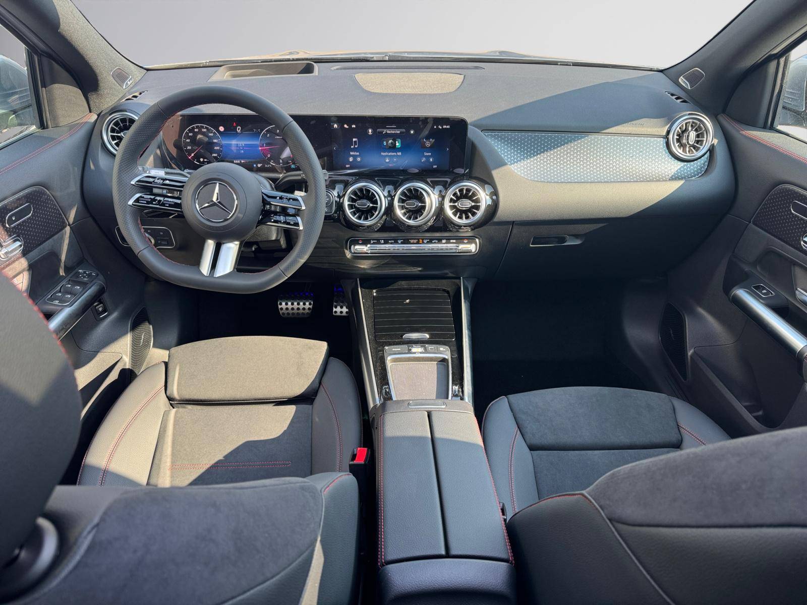 Image Mercedes-Benz GLA 200 d AMG Line  GLA 200 d AMG Line 200 d AMG Line