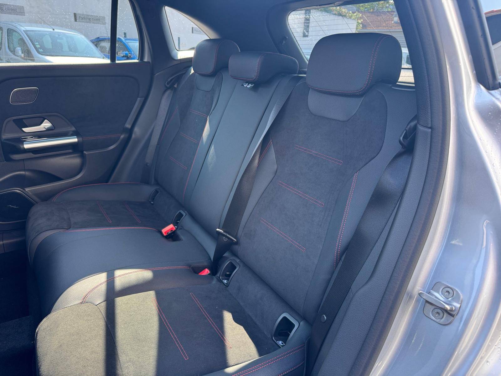 Image Mercedes-Benz GLA 200 d AMG Line  GLA 200 d AMG Line 200 d AMG Line