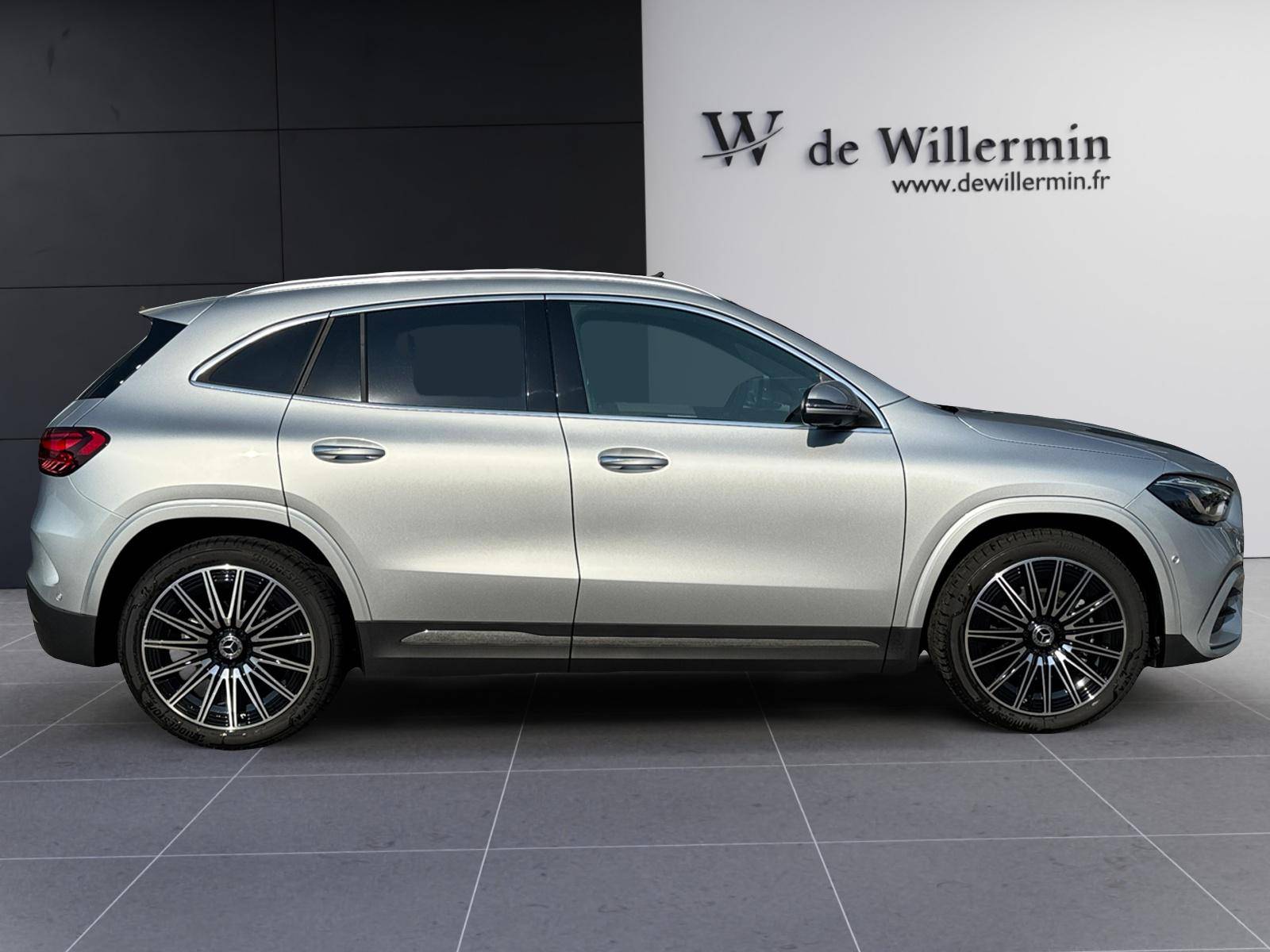 Image Mercedes-Benz GLA 200 d AMG Line  GLA 200 d AMG Line 200 d AMG Line