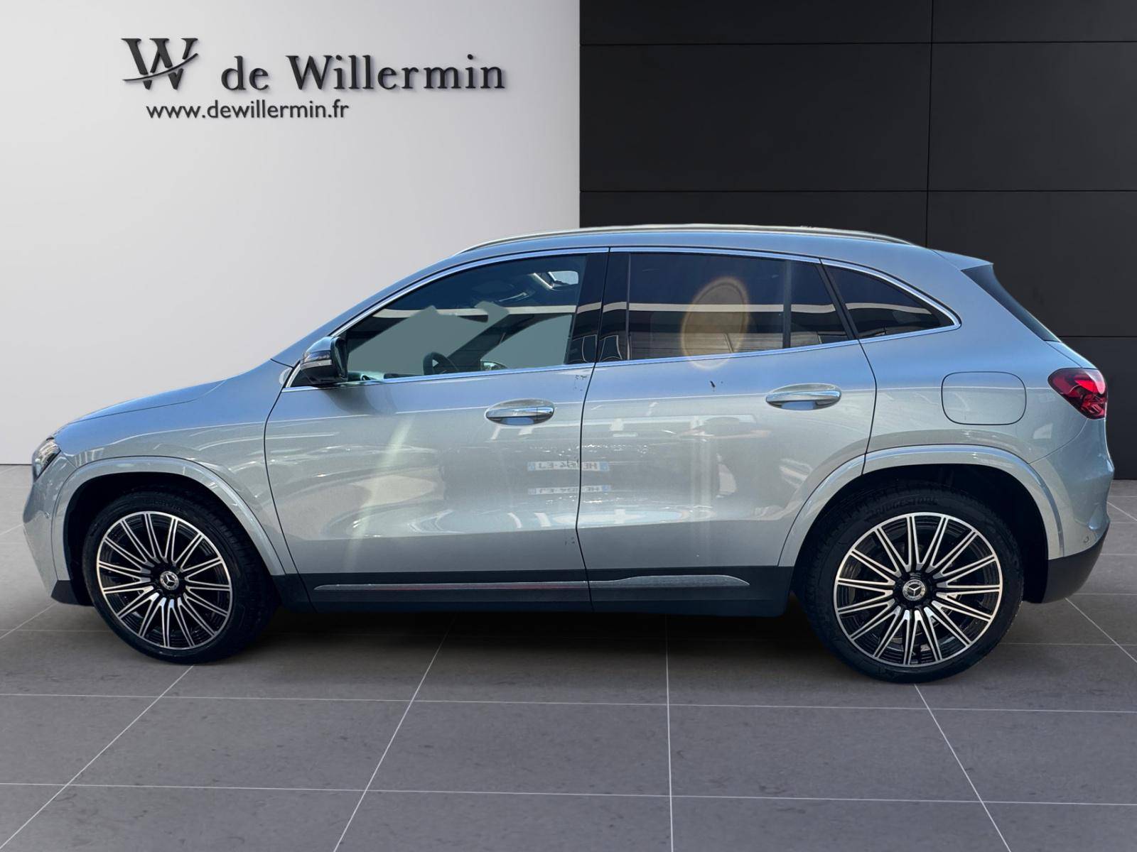 Image Mercedes-Benz GLA 200 d AMG Line  GLA 200 d AMG Line 200 d AMG Line