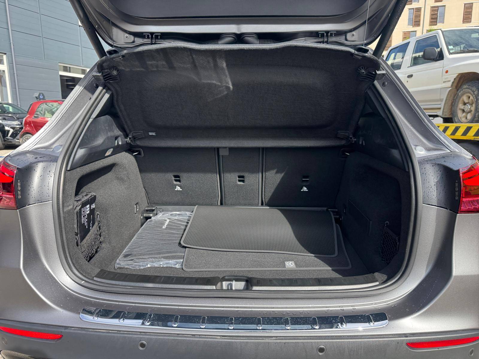 Image Mercedes-Benz GLA 200 d AMG Line  GLA 200 d AMG Line 200 d AMG Line