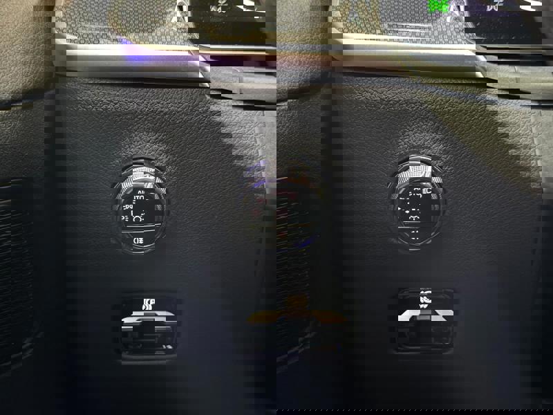 Image Mercedes-Benz GLC COUPÉ GLC 300 e Hybrid EQ 4MATIC Coupé AMG Line   GLC 300 e Hybrid EQ 4MATIC Coupé AMG Line